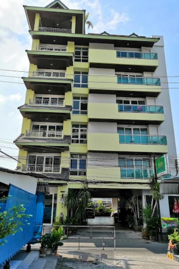 Oyo 1097 Thep Apartment Pattaya Ngoại thất bức ảnh